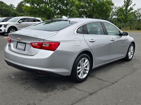 Used 2016 Chevrolet Malibu LT FWD image 7
