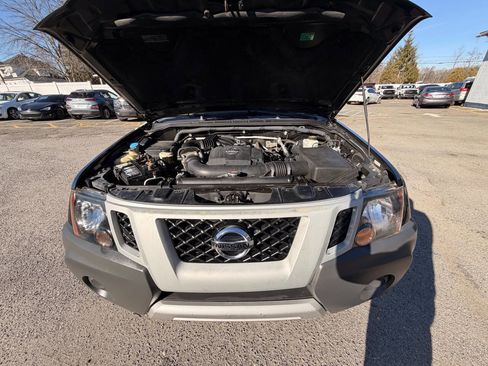 Used 2012 Nissan Xterra S image 31