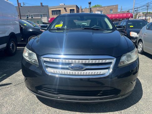 Used 2010 Ford Taurus SEL image 5