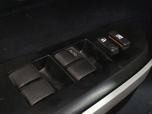 Used 2016 Toyota Tundra SR5 w/ TRD Off Road Package image 27