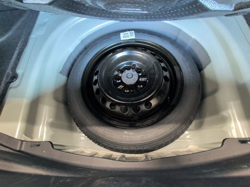 Used 2024 Toyota Camry XSE image 15