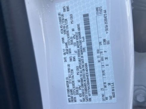 Used 2017 Ford F350 Lariat image 12