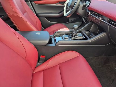 New 2026 MAZDA MAZDA3 2.5 S Hatchback w/ Premium Pkg image 15