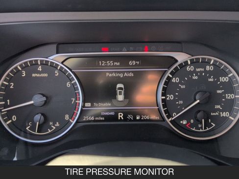 Certified 2025 Nissan Pathfinder S image 19