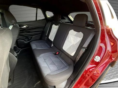 Used 2024 Chevrolet Trax RS w/ Driver Confidence Package FWD image 21