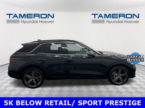 Used 2024 Genesis GV70 2.5T w/ Sport Prestige Package image 6