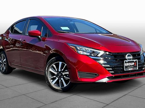 New 2025 Nissan Versa SV image 2