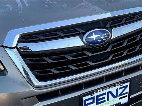 Used 2018 Subaru Forester 2.5i Touring AWD/4WD image 34