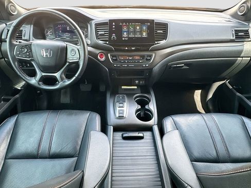 Used 2023 Honda Passport TrailSport image 28