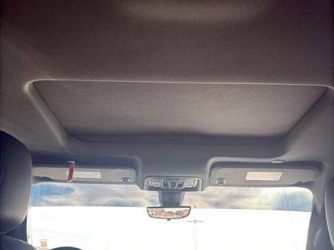 Used 2021 GMC Sierra 1500 Denali w/ Denali Ultimate Package image 16