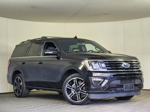 Certified 2019 Ford Expedition Limited w/ Equipment Group 303A image 1