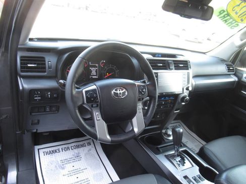 Used 2023 Toyota 4Runner SR5 Premium image 25