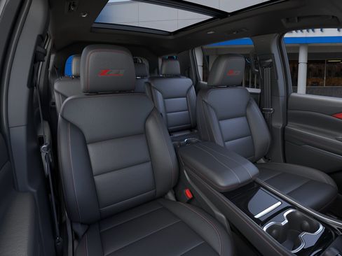 New 2026 Chevrolet Traverse Z71 AWD/4WD image 16