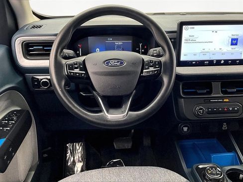 Used 2025 Ford Maverick XLT w/ Equipment Group 302A image 5