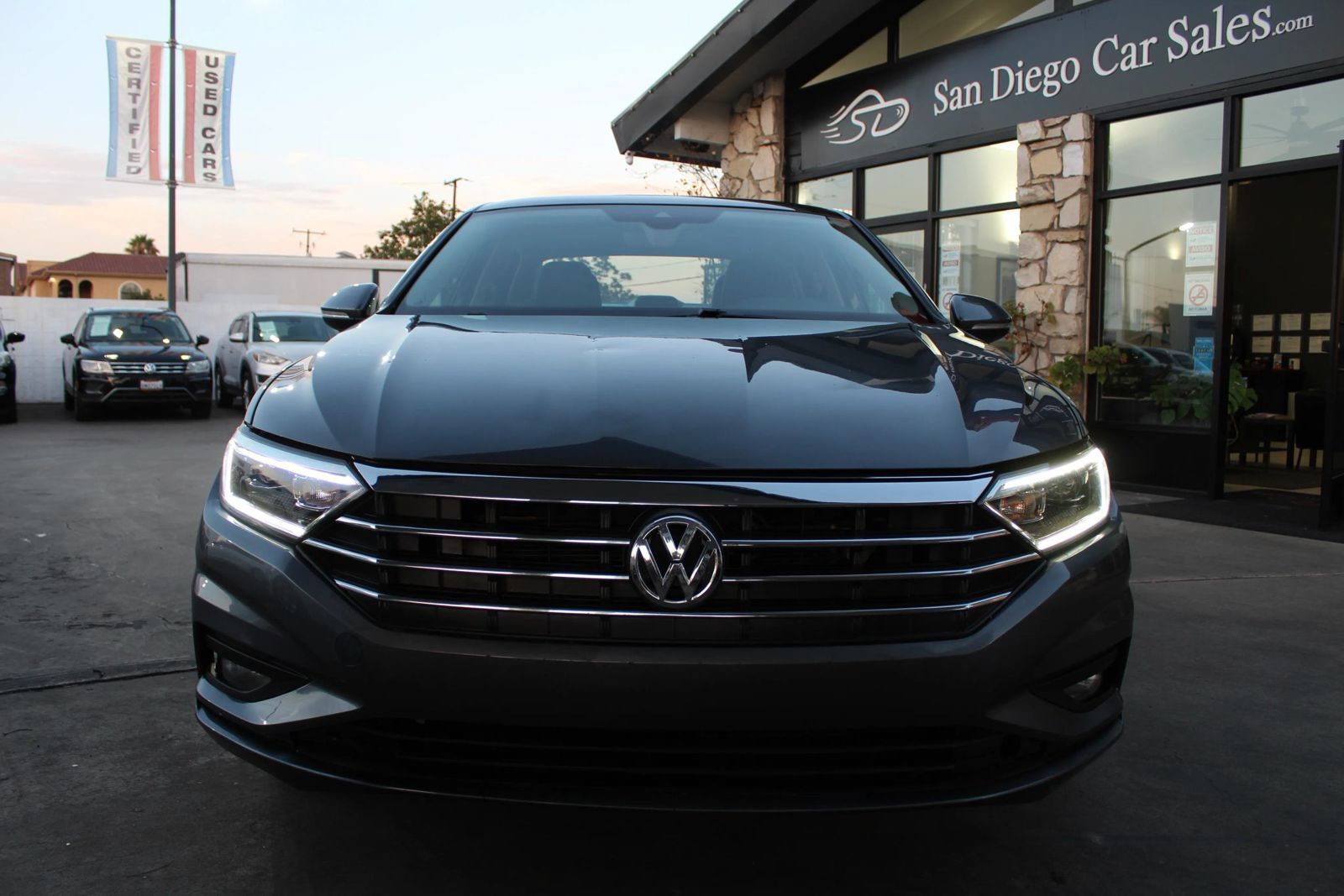 Used 2019 Volkswagen Jetta SEL Premium FWD image 8