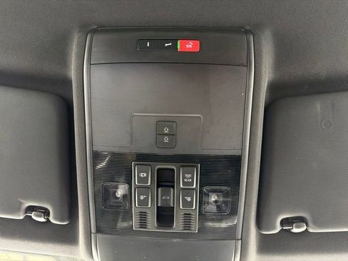 Used 2021 Volkswagen Atlas Cross Sport SEL Premium AWD/4WD image 28