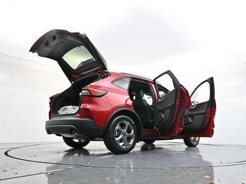 New 2026 Ford Escape ST-Line w/ Cold Weather Package image 32