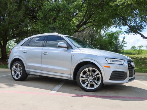Used 2018 Audi Q3 2.0T Premium Plus w/ Premium Plus Package AWD/4WD image 1