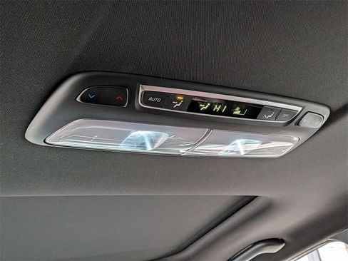 Used 2023 Kia Telluride EX image 25