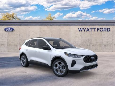 New 2026 Ford Escape ST-Line w/ Tech Pack #1 AWD/4WD image 8
