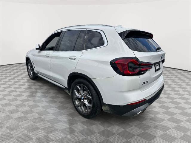 Used 2024 BMW X3 xDrive30i w/ Premium Package AWD/4WD image 3