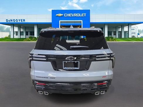 New 2026 Chevrolet Traverse RS w/ LPO, Floor Liner Package image 7