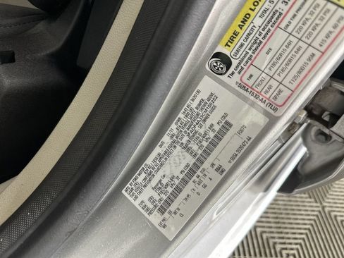 Used 2012 Ford Fiesta S FWD image 29