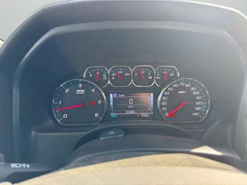 Used 2018 GMC Sierra 1500 SLE w/ Suspension Package, Off-Road AWD/4WD image 11