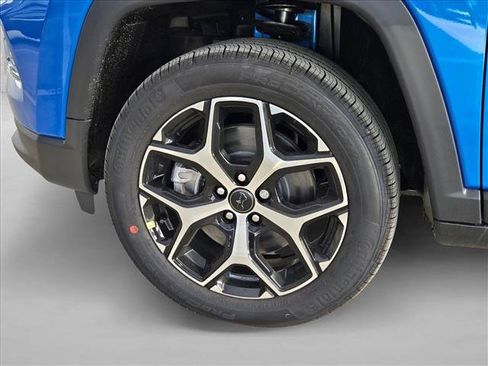 New 2026 Jeep Compass Limited AWD/4WD image 10