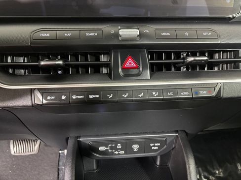 Used 2025 Kia K4 FWD image 18