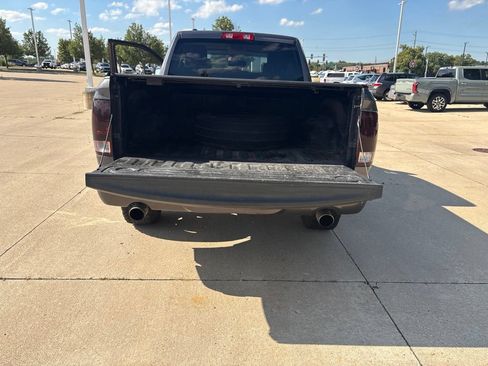 Used 2017 RAM 1500 Express AWD/4WD image 21