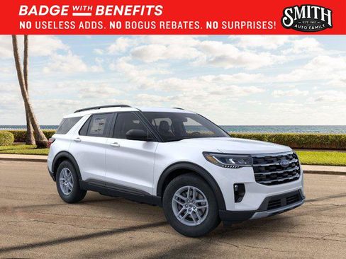 New 2026 Ford Explorer Active w/ Active Comfort Package RWD image 8
