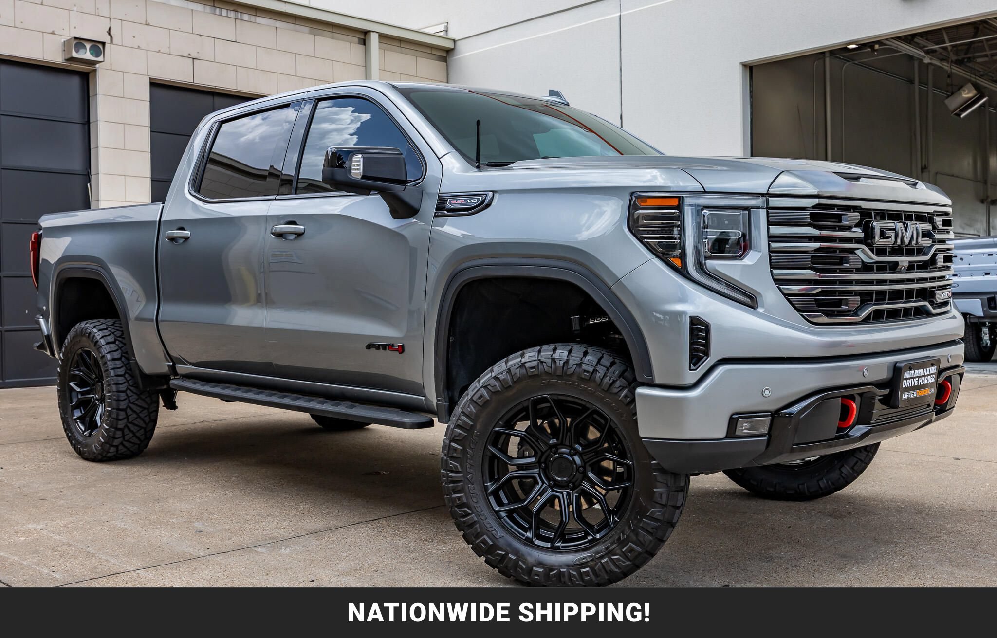 Used 2024 GMC Sierra 1500 AT4 w/ Technology Package AWD/4WD image 1