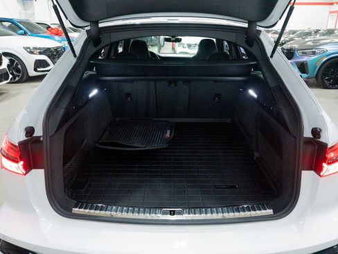 Used 2021 Audi RS 6 w/ Executive Package image 31