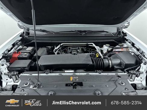 Certified 2026 Chevrolet Colorado ZR2 w/ Technology Package AWD/4WD image 29