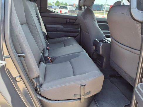 Certified 2025 Toyota Tacoma SR5 image 19