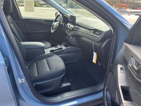 New 2026 Ford Escape Active w/ Cold Weather Package image 19