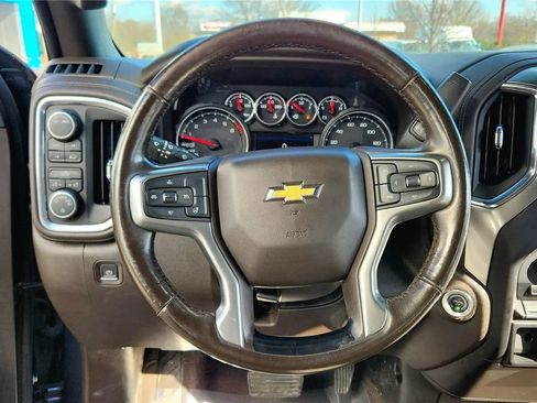 Used 2021 Chevrolet Silverado 1500 LT image 28