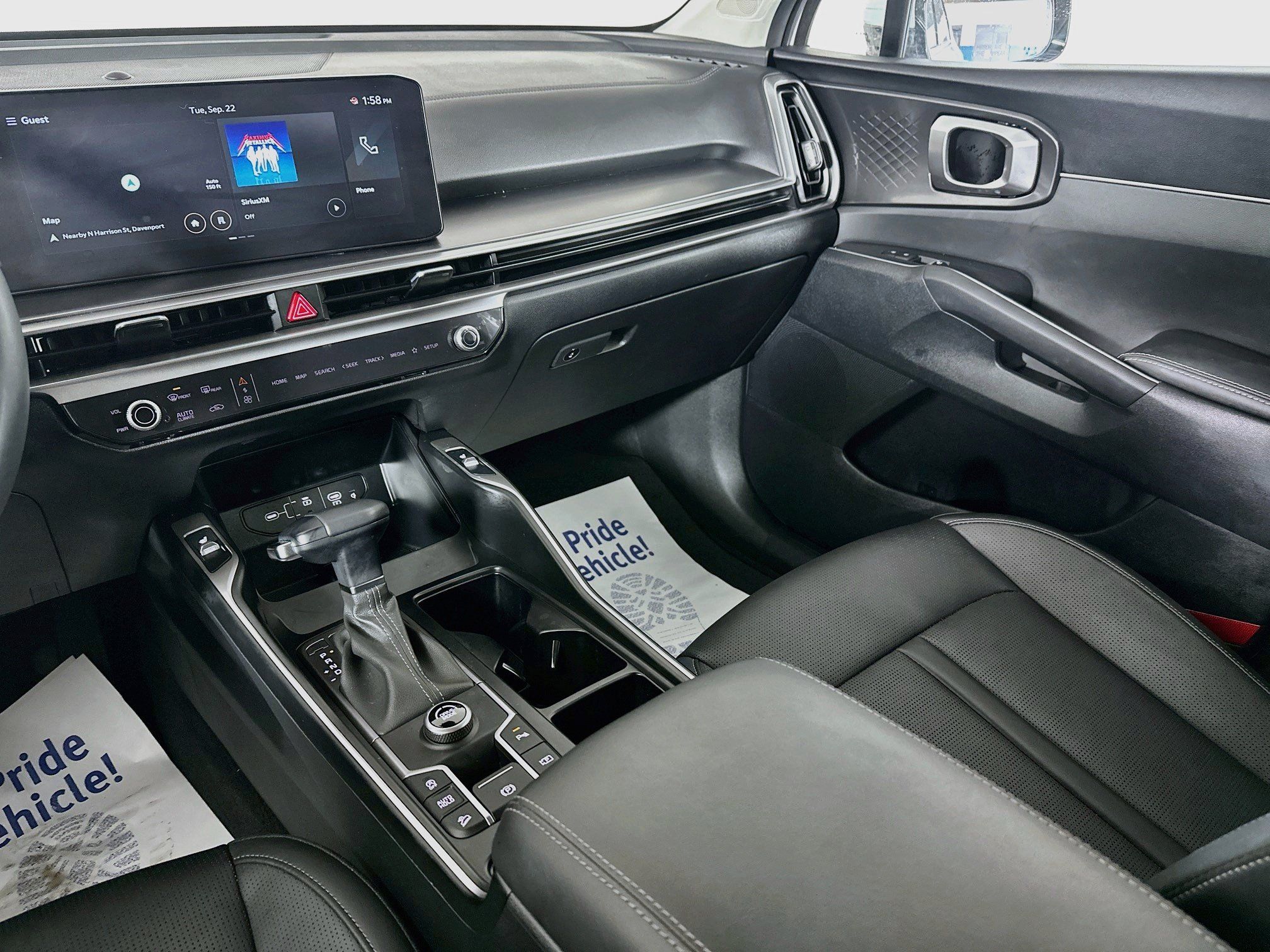 Certified 2025 Kia Sorento S w/ Panoramic Sunroof Package FWD image 23