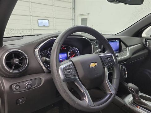 Used 2021 Chevrolet Blazer LT image 18