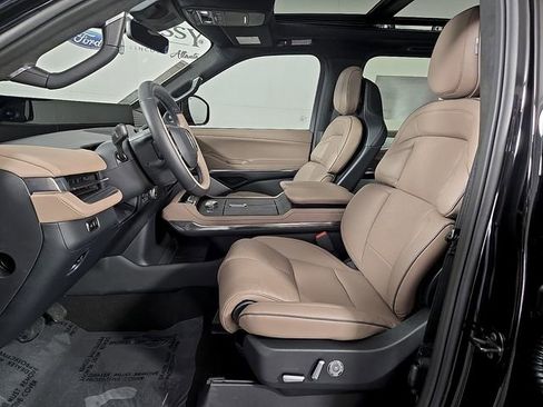 New 2026 Lincoln Navigator Black Label AWD/4WD image 13