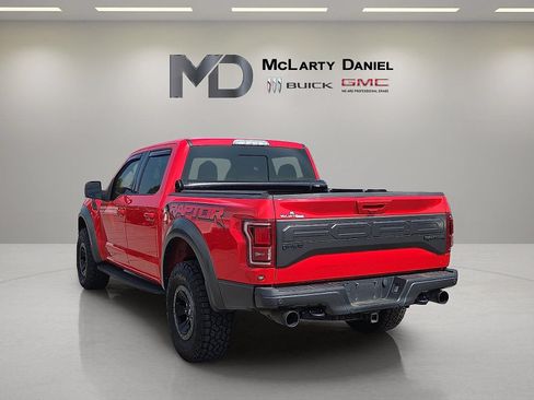 Used 2018 Ford F150 Raptor w/ Equipment Group 802A Luxury AWD/4WD image 13