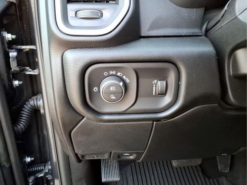New 2026 RAM 2500 Tradesman AWD/4WD image 19