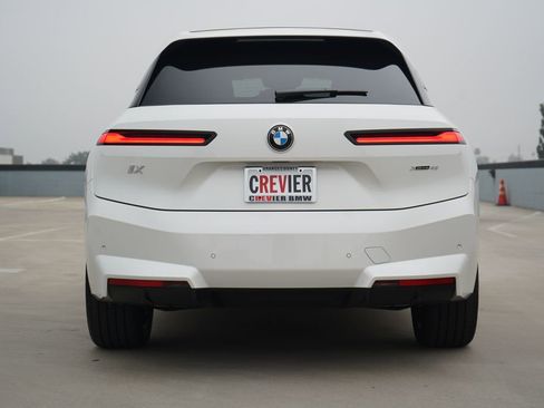 New 2026 BMW iX xDrive45 image 6