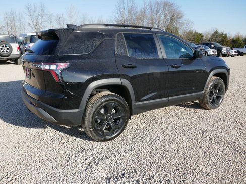 New 2026 Chevrolet Equinox LT w/ Midnight Edition AWD/4WD image 4