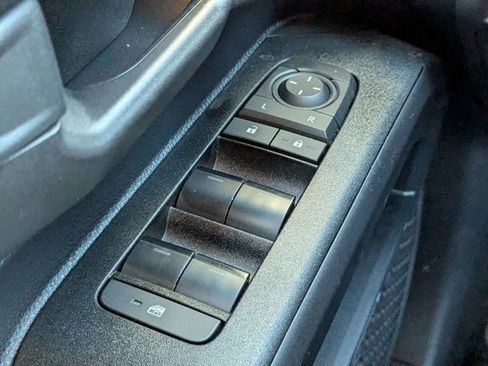 Used 2025 Toyota 4Runner TRD Off-Road Premium image 25