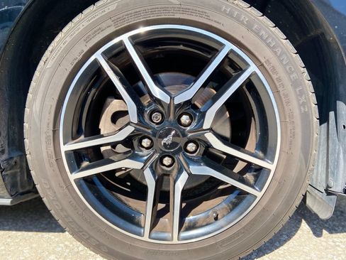 Used 2019 Ford Mustang Premium RWD image 12