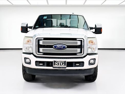 Used 2015 Ford F350 Platinum image 2