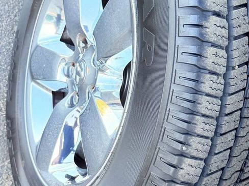 Used 2015 RAM 1500 Lone Star RWD image 3
