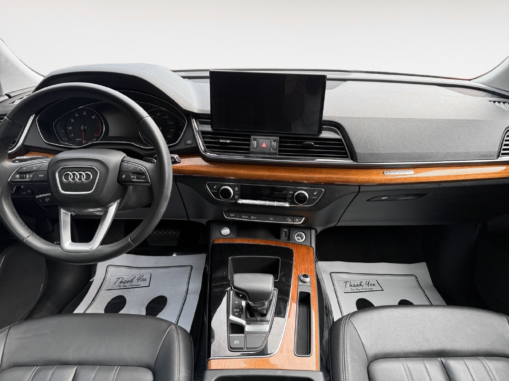 Used 2023 Audi Q5 2.0T Premium w/ Convenience Package AWD/4WD image 17